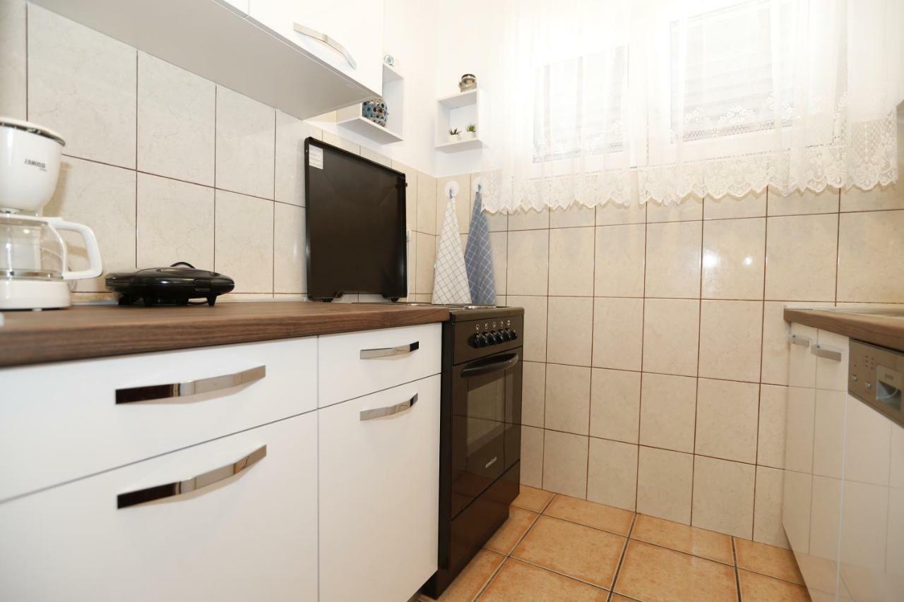 באסקה Apartments Goga מראה חיצוני תמונה